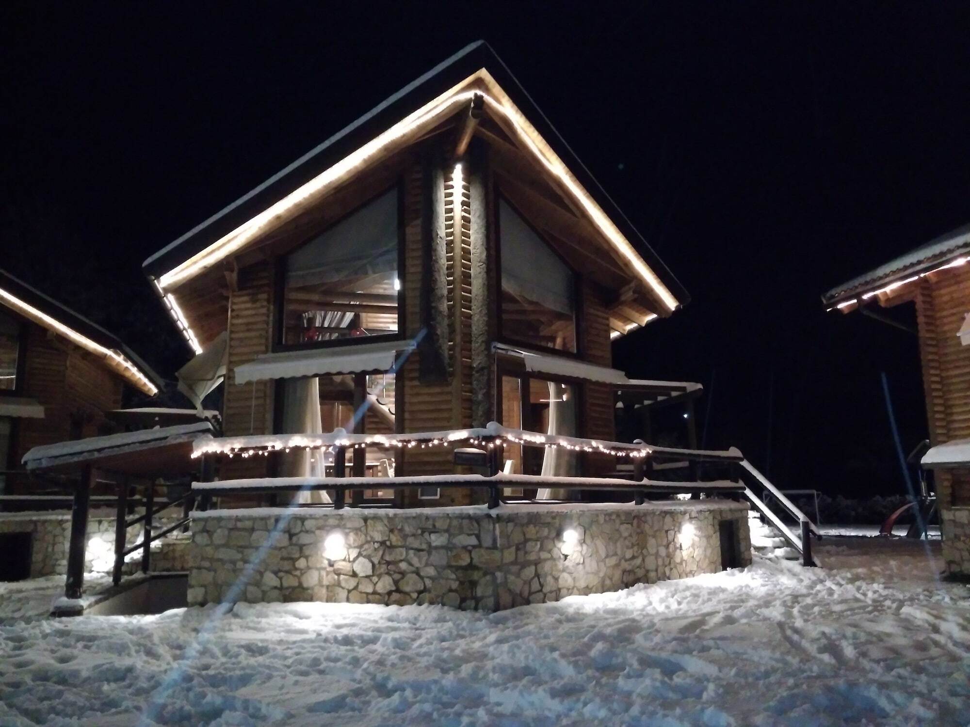 Natura Chalets Mega Chorio Exterior foto